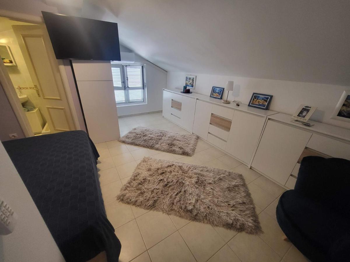 Ferienwohnung Sea View Novalja Exterior foto